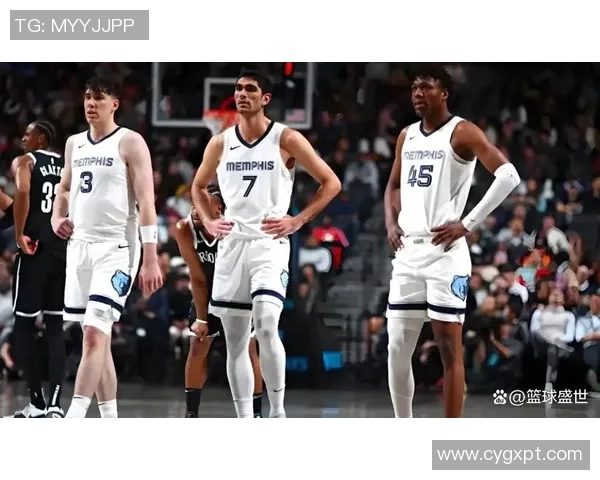 灰熊与雷霆对决分析:球队状态战术特点及胜负关键因素探讨