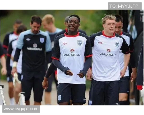 牛津联与朴次茅斯激战正酣比分悬念引人关注