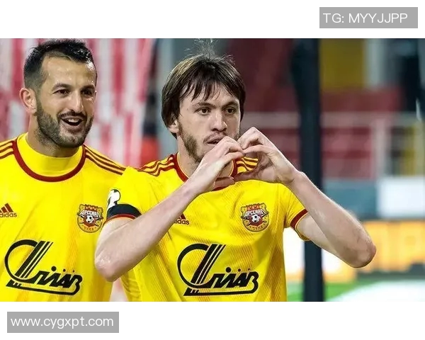 莫斯科中央队与叶尼塞队的精彩对决分析与赛季展望